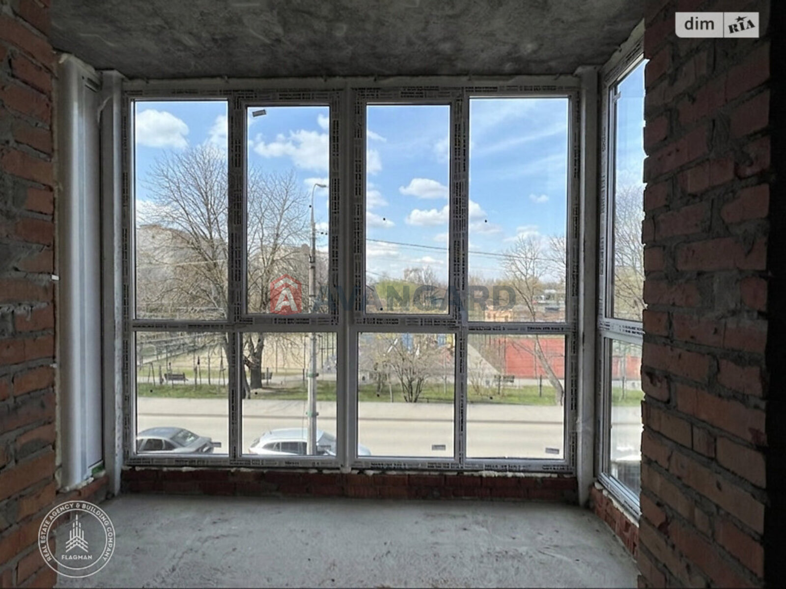 1 ��. ��������, 53/47/15 ��. �., 3/5 ������ ���� 3