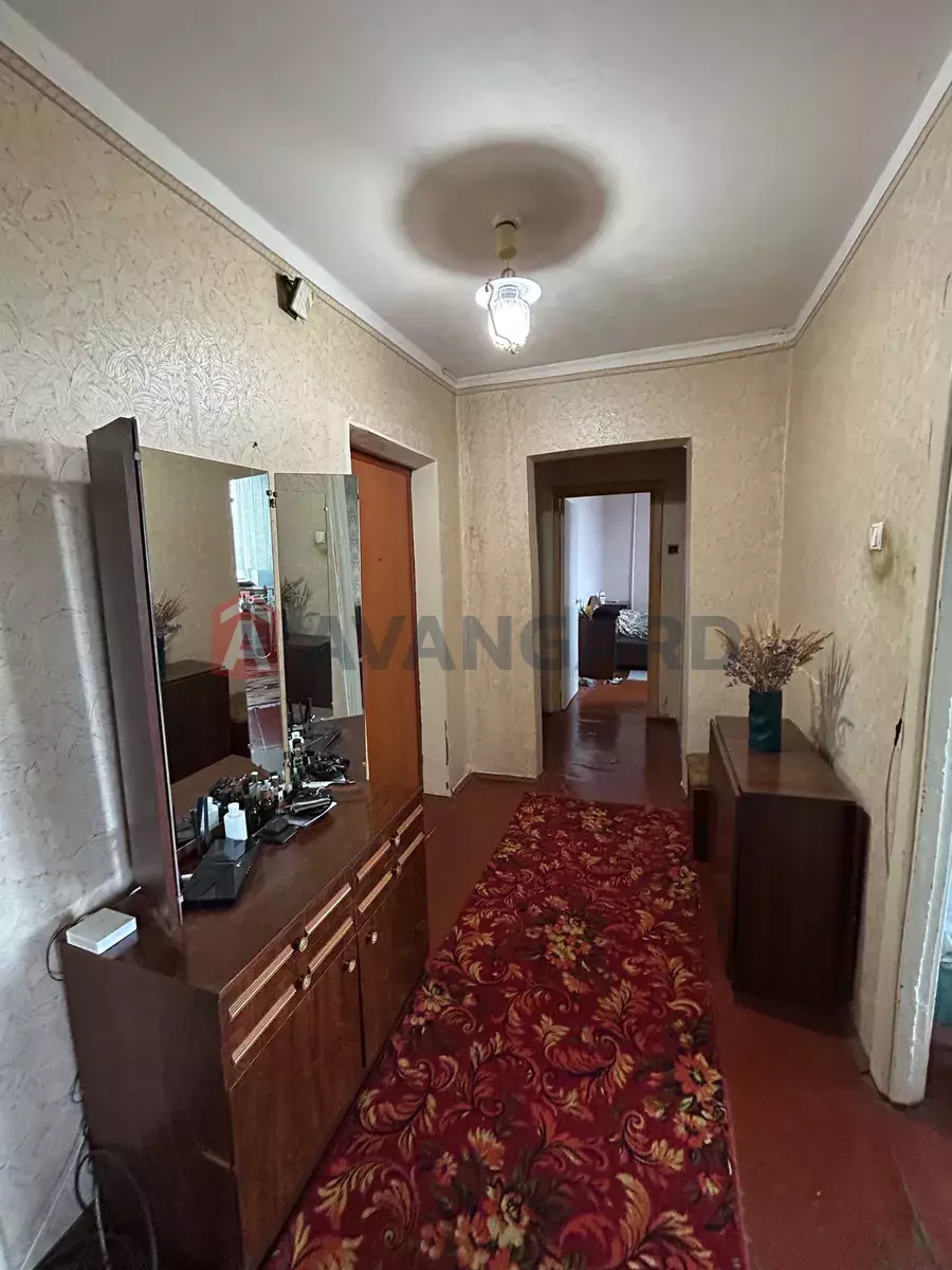 4 ��. ��������, 84/-/10 ��. �., 6/9 ������ ���� 15