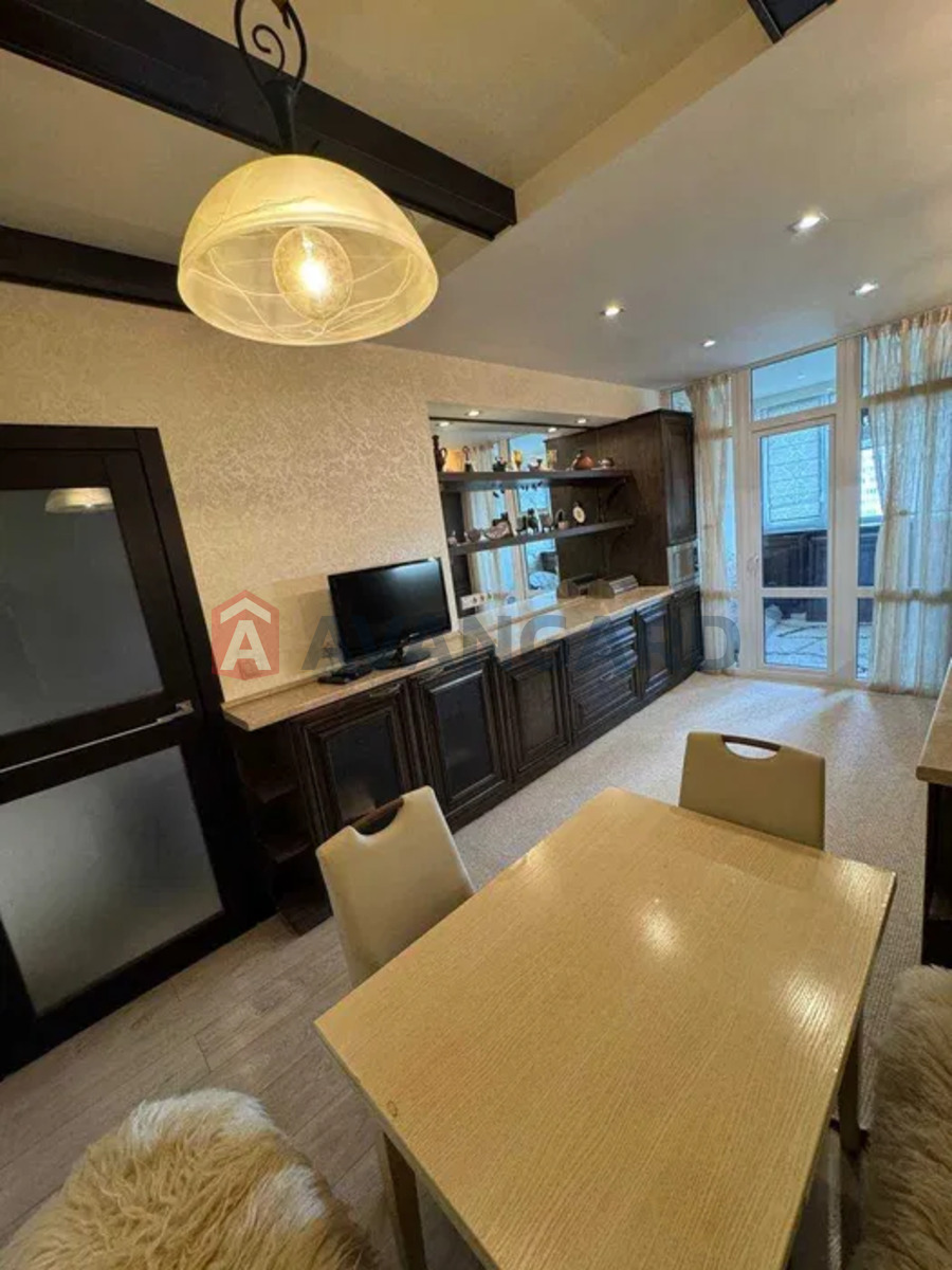 2 ��. ��������, 85/-/85 ��. �., 12/24 ������ ���� 3