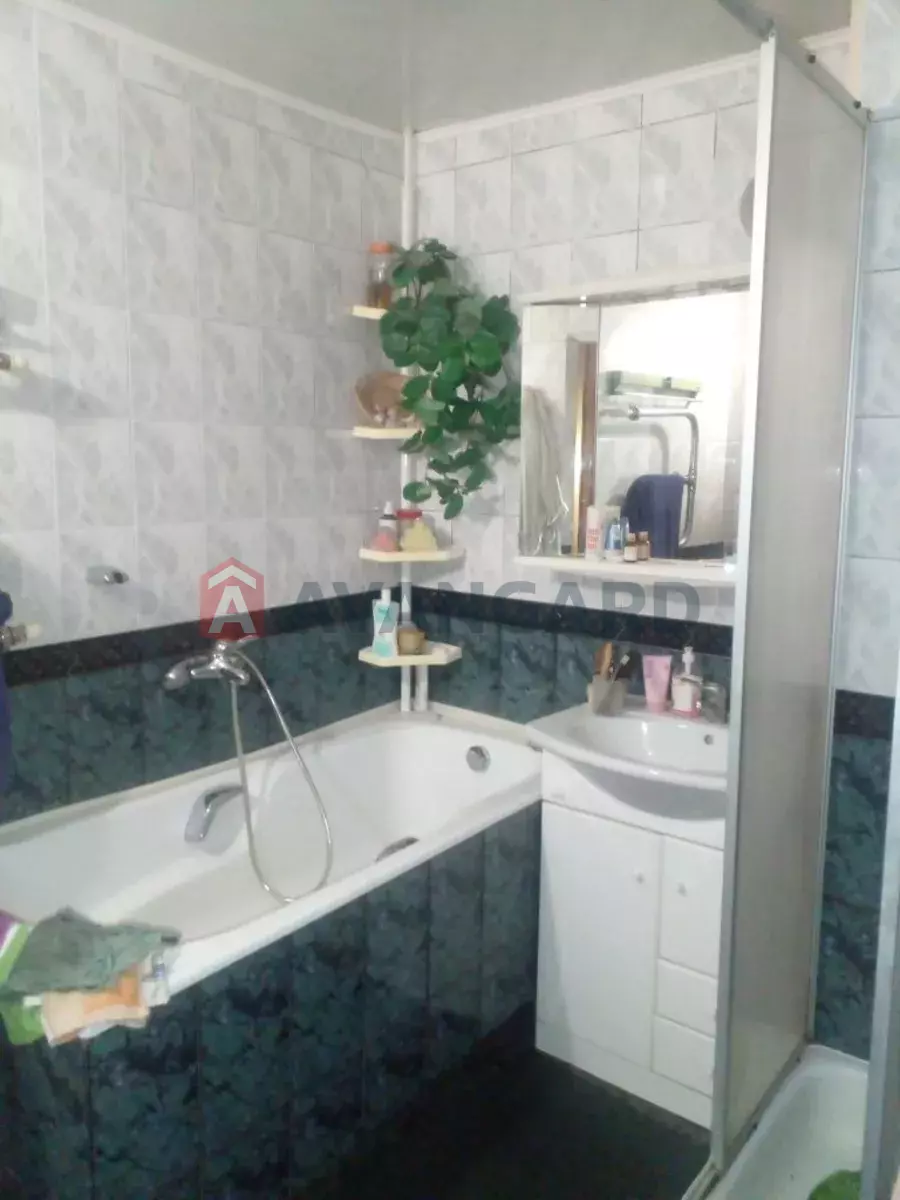 4 ����. ��������, 84/-/17 ��. �., 12/14 ���� ���� 7