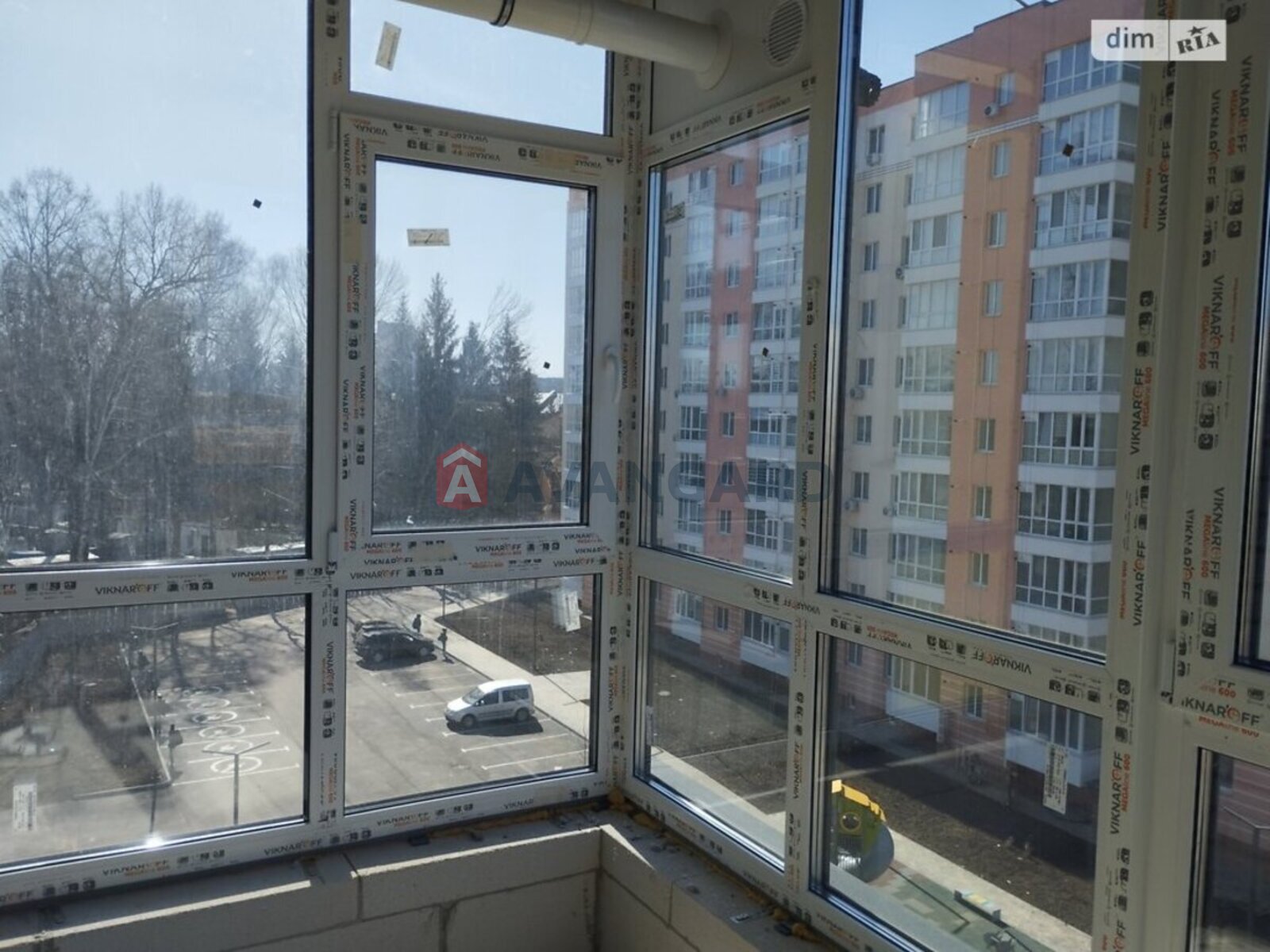 1 ��. ��������, 52/17/15 ��. �., 6/10 ������ ���� 23