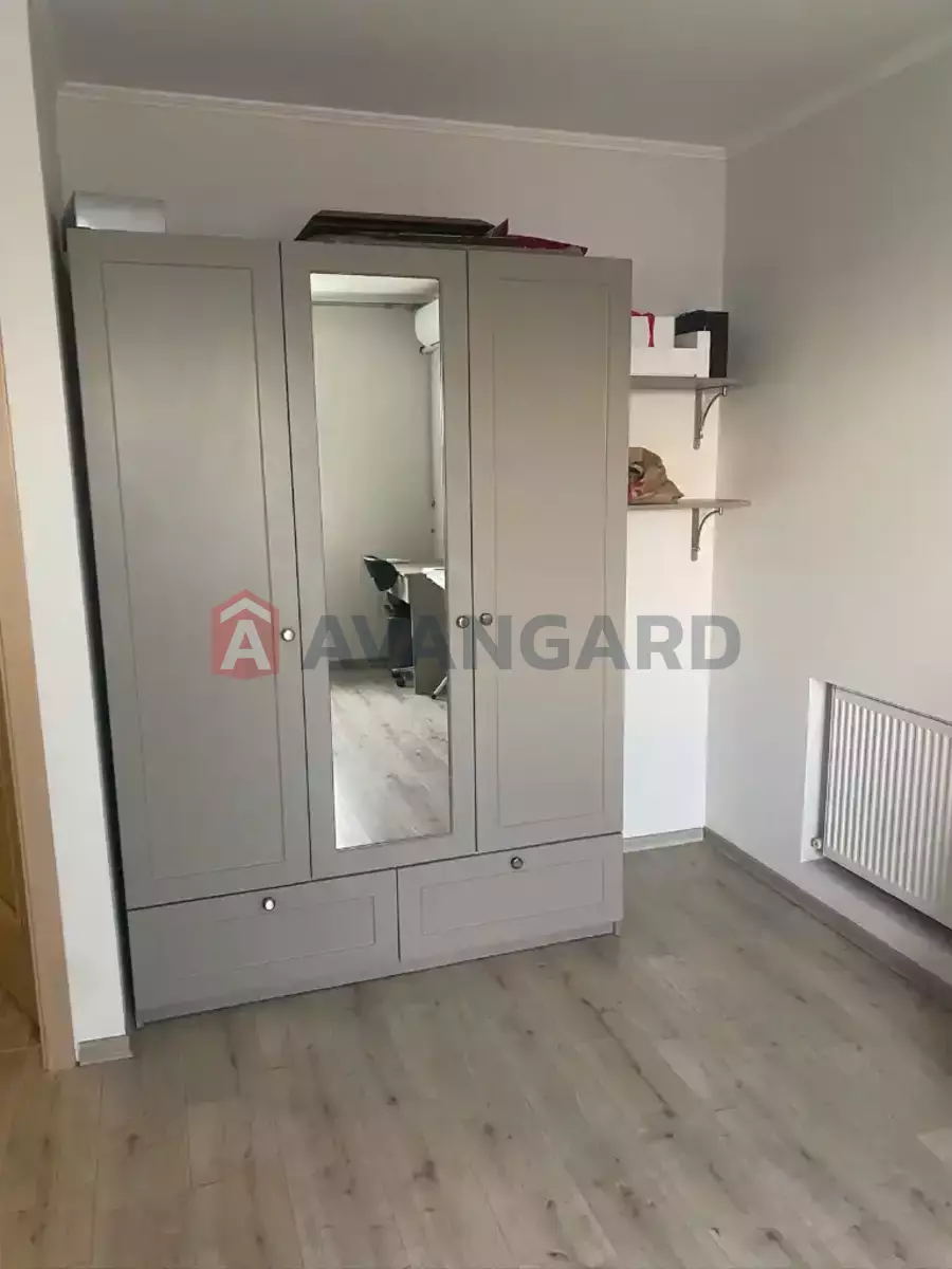 3 ����. ��������, 99/-/12 ��. �., 13/17 ���� ���� 16