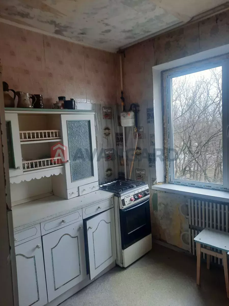 2 ��. ��������, 56/-/8 ��. �., 6/9 ������ ���� 1