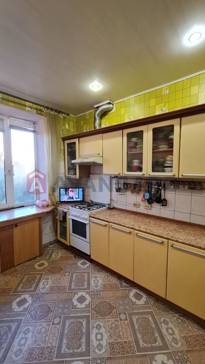 2 ��. ��������, 57/-/13 ��. �., 5/5 ������ ���� 2