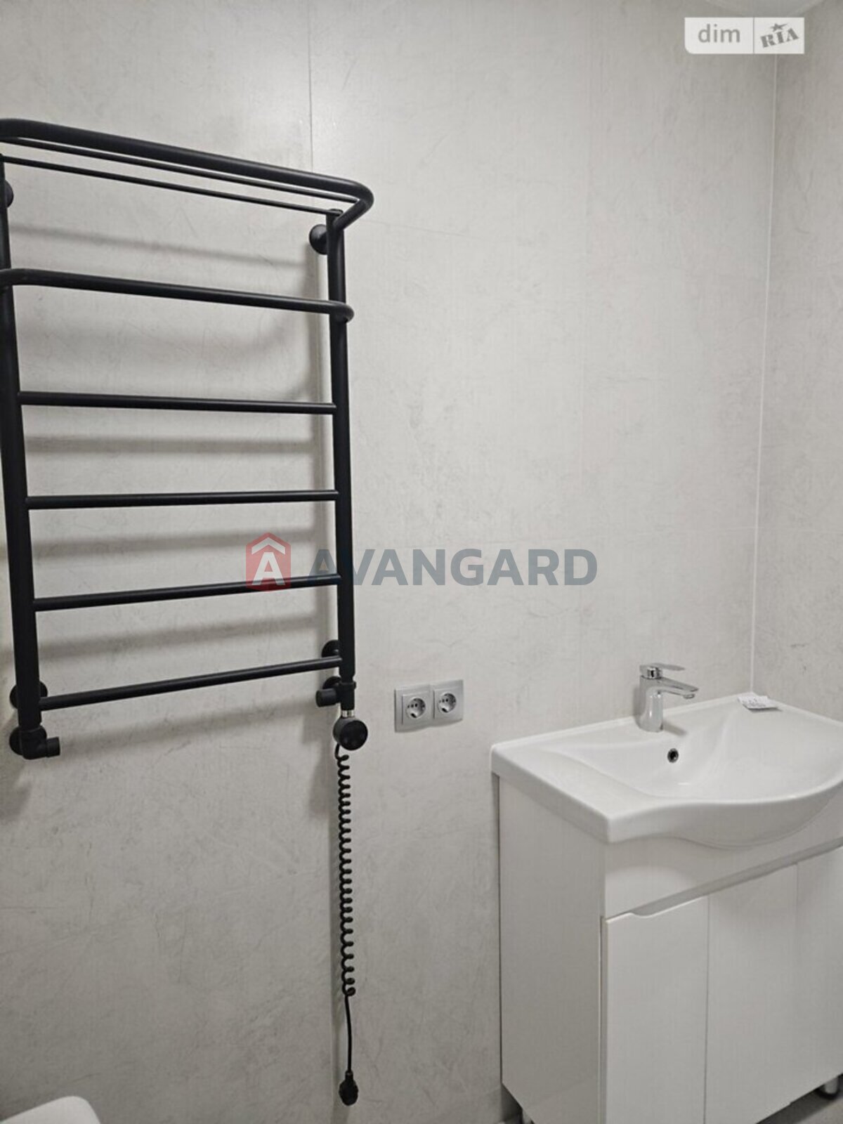 1 ��. ��������, 45/33/12 ��. �., 3/11 ������ ���� 4