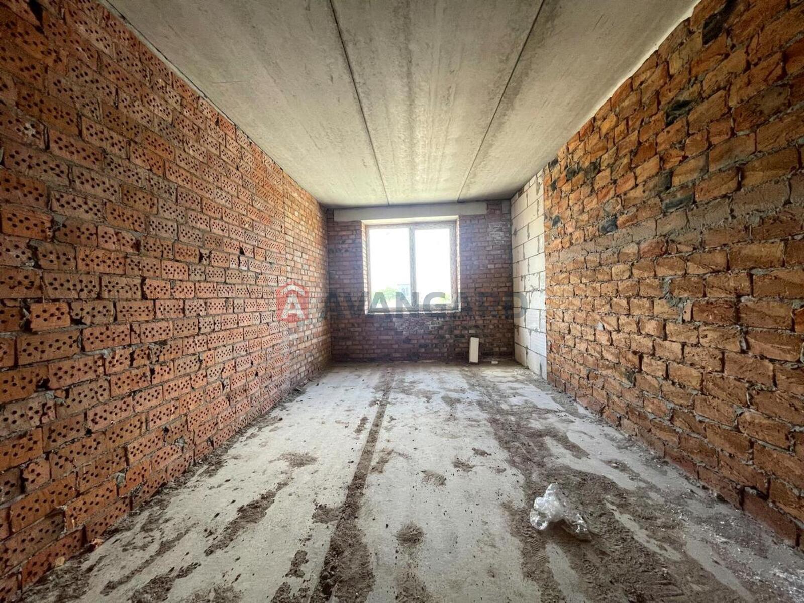 2 ��. ��������, 65/30/9 ��. �., 6/10 ������ ���� 7