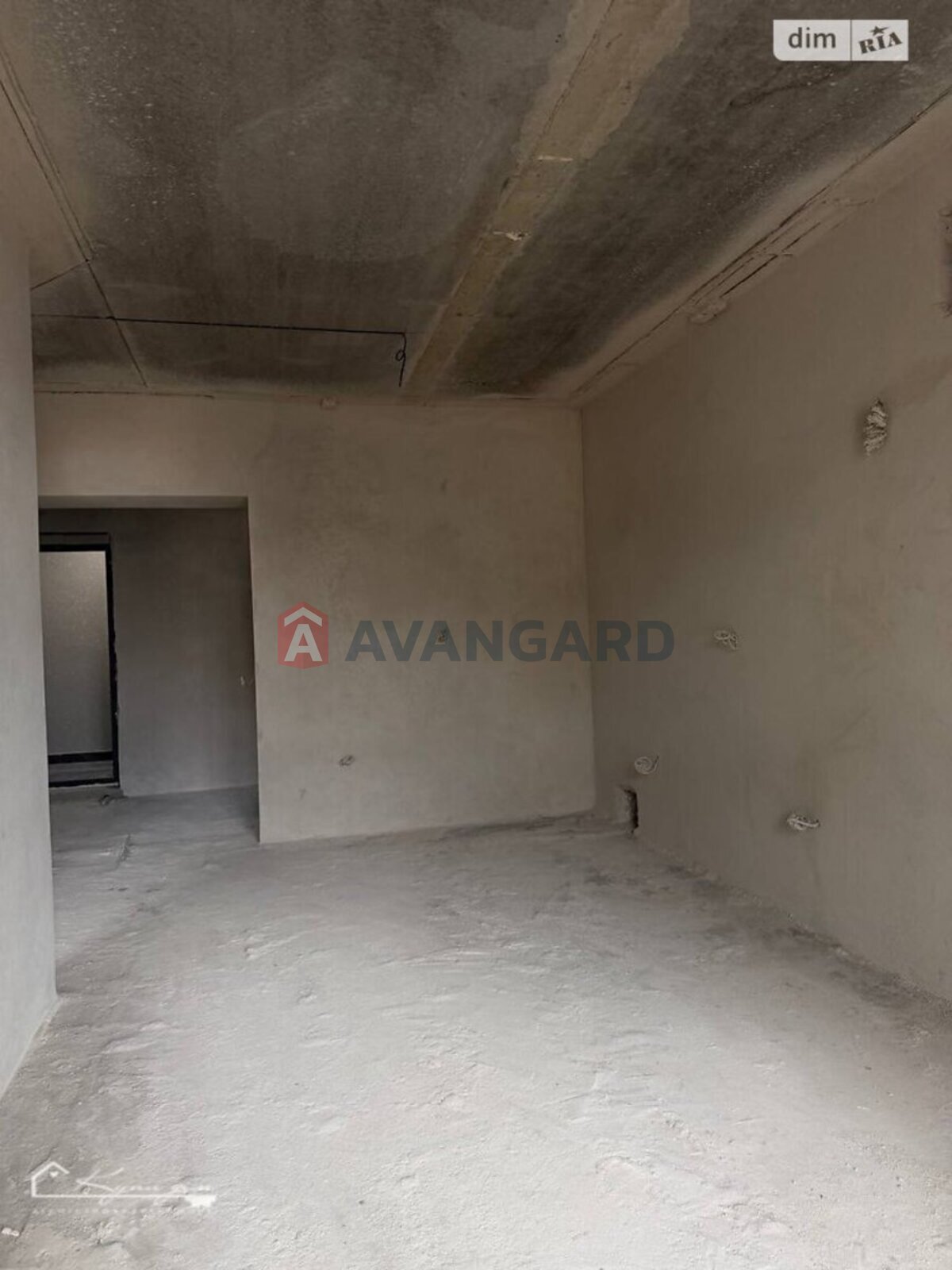 1 ��. ��������, 54/-/- ��. �., 9/10 ������ ���� 4