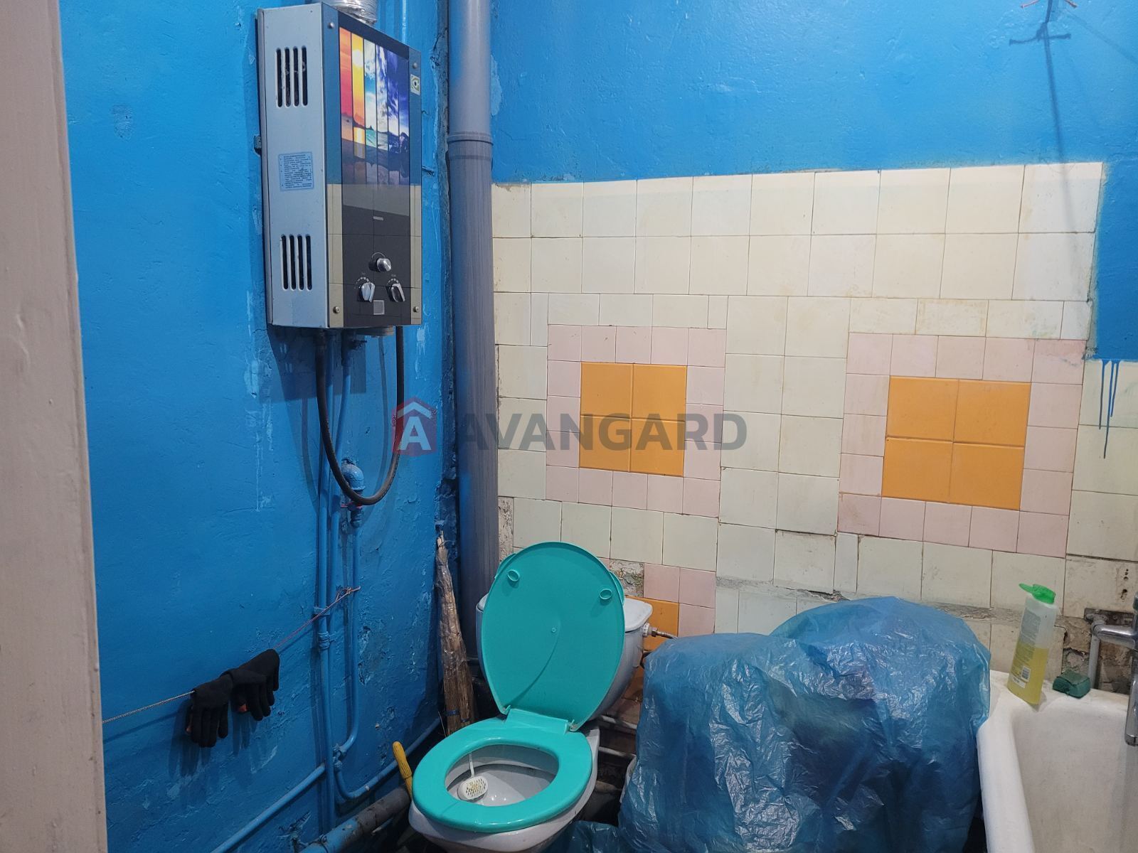 2 ��. ��������, 48/-/6 ��. �., 2/5 ������ ���� 3