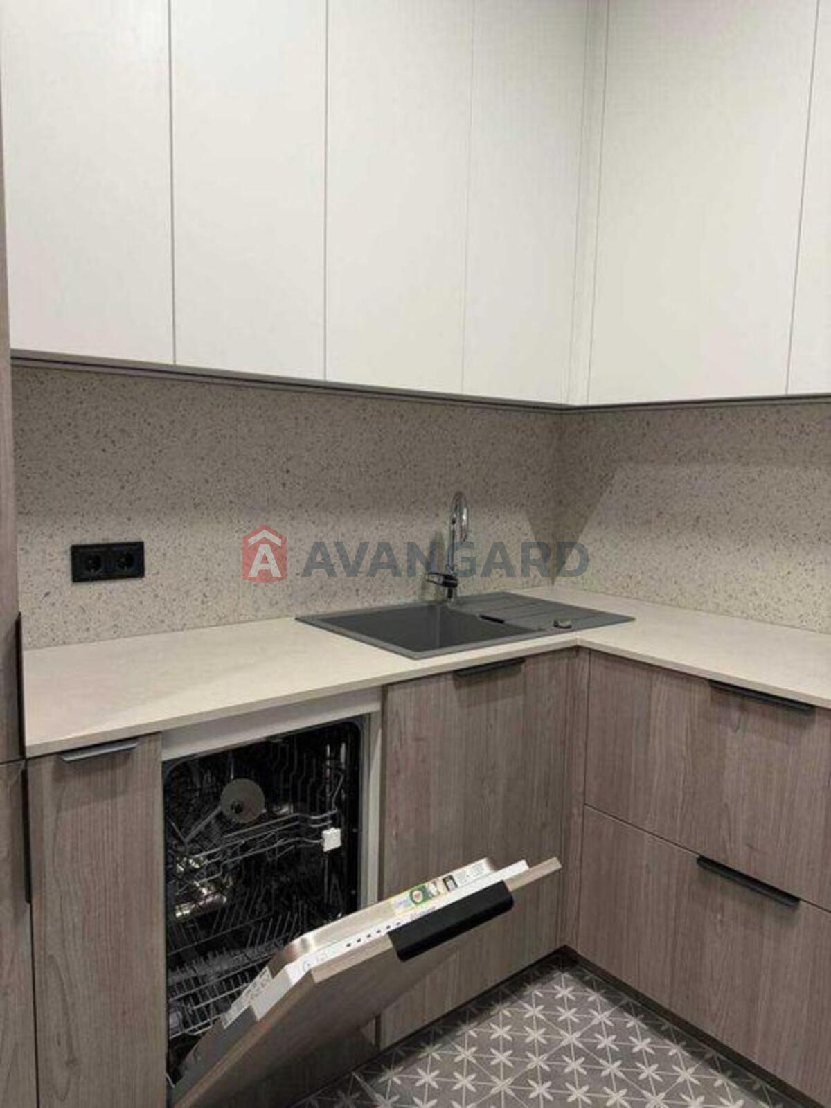 1 ����. ��������, 40/-/20 ��. �., 4/10 ���� ���� 11