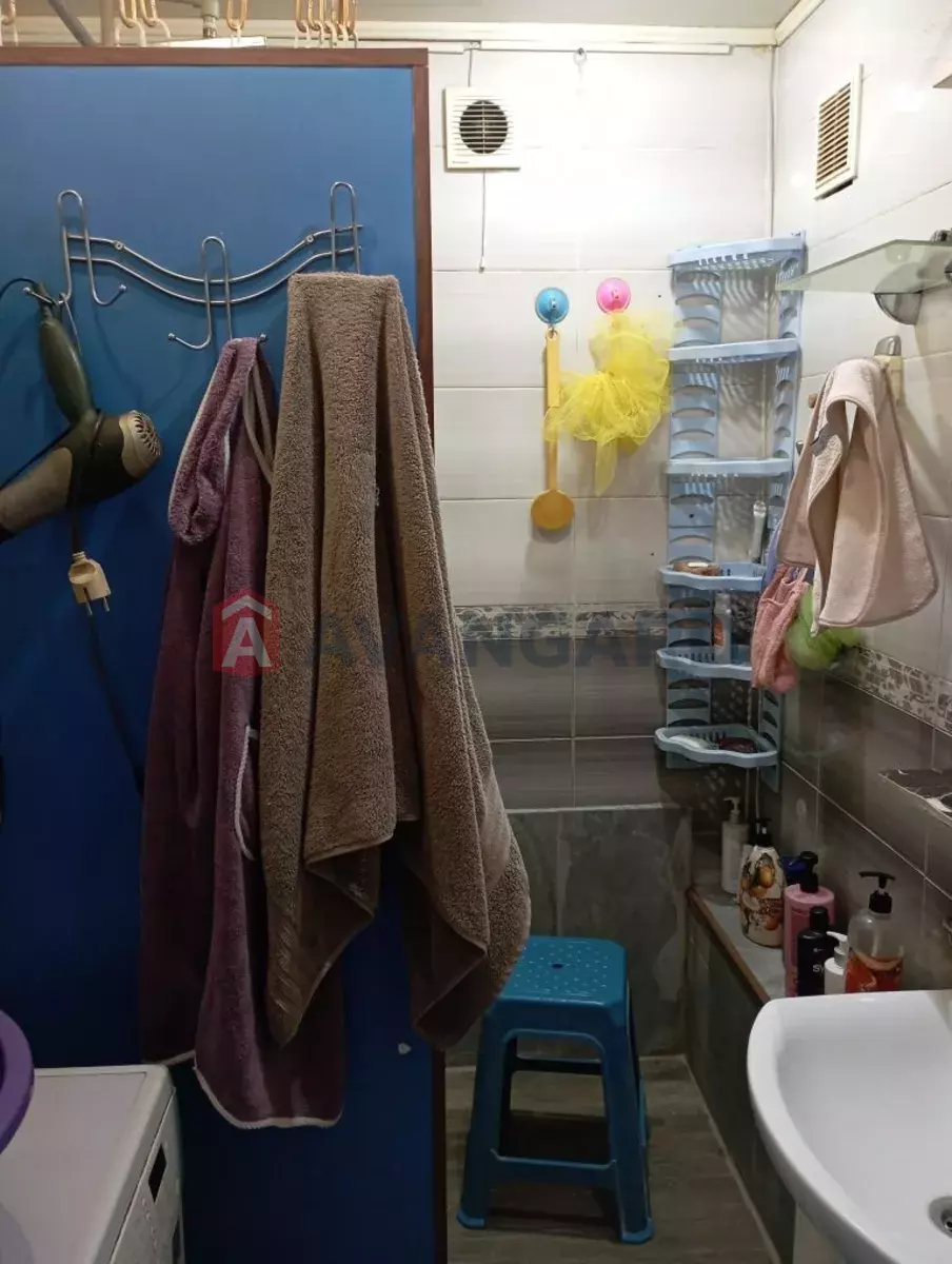 3 ��. ��������, 58/-/5 ��. �., 4/5 ������ ���� 6