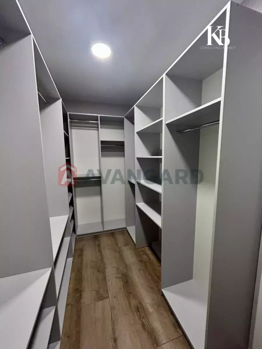 3 ��. ��������, 80/-/25 ��. �., 12/12 ������ ���� 19