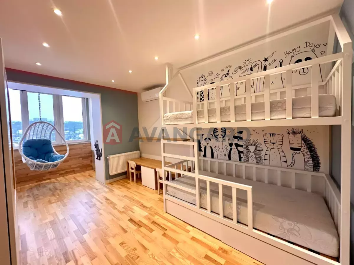 3 ����. ��������, 78/49/11 ��. �., 12/12 ���� ���� 11