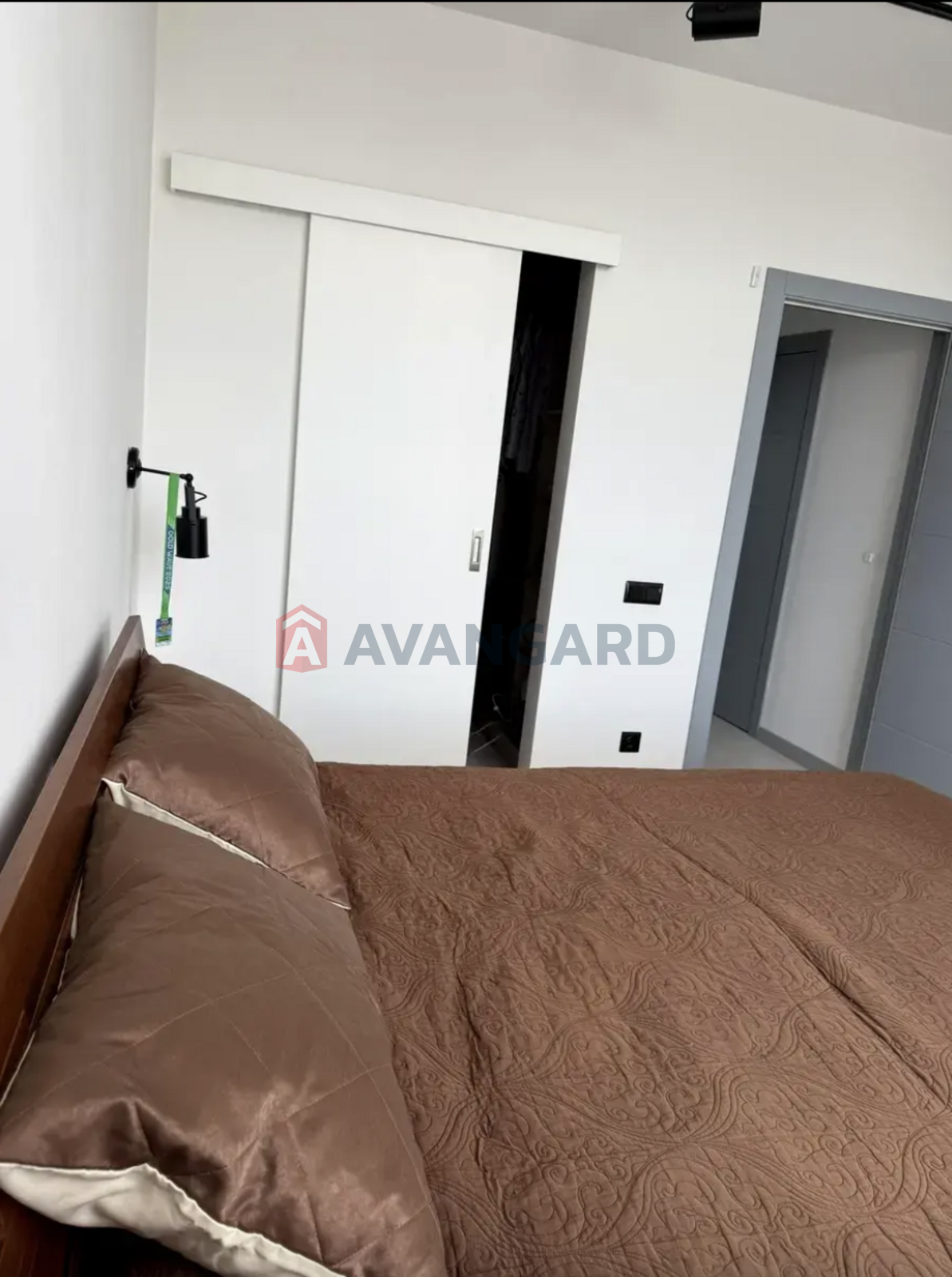 3 . , 90/60/18 . ., 9/9   11