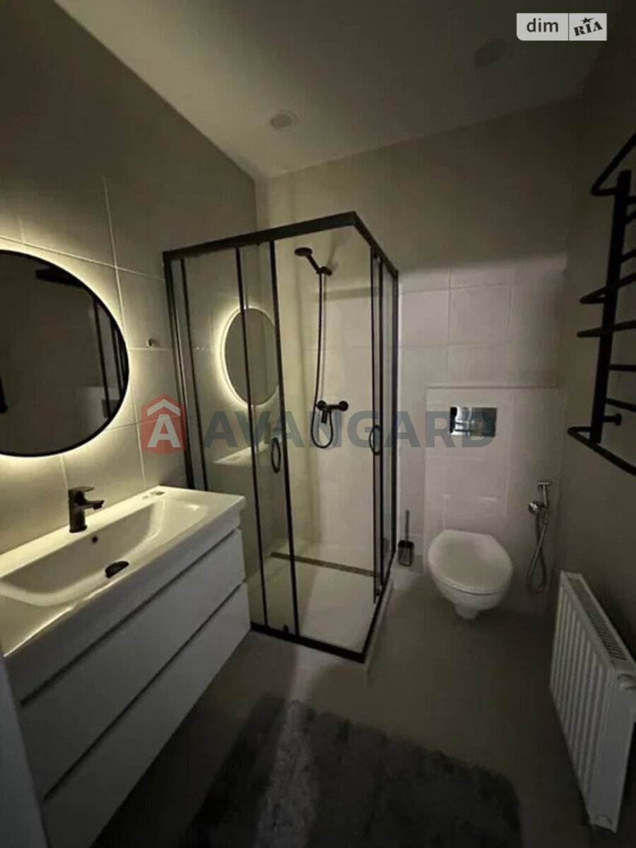 2 ��. ��������, 49/-/17 ��. �., 10/14 ������ ���� 5