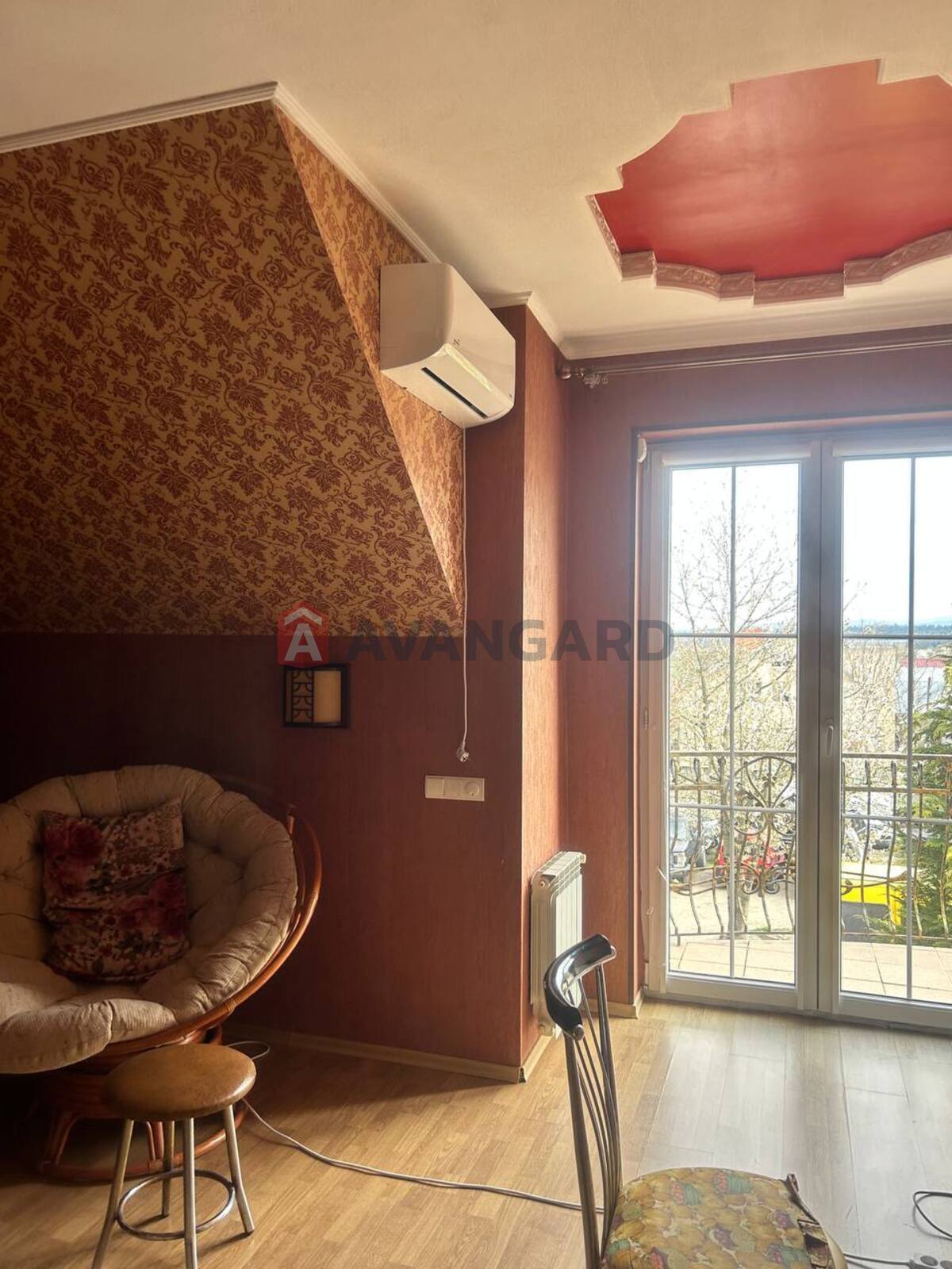 5 ��. ��������, 190/-/- ��. �., 1/2 ������ ���� 21