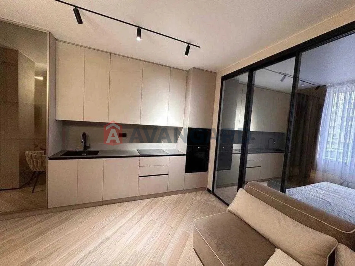 1 ��. ��������, 46/-/20 ��. �., 3/30 ������ ���� 3