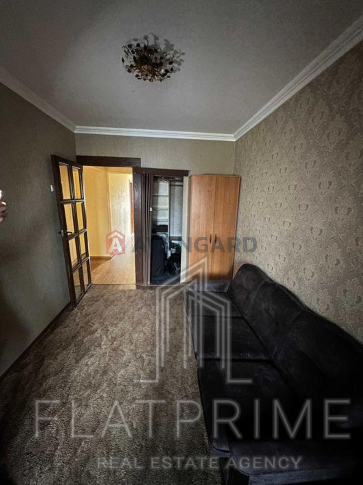 2 ��. ��������, 55/34/6 ��. �., 4/9 ������ ���� 12