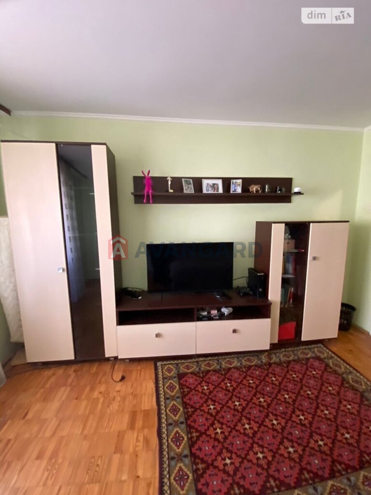 3 ��. ��������, 61/36/9 ��. �., 5/9 ������ ���� 9