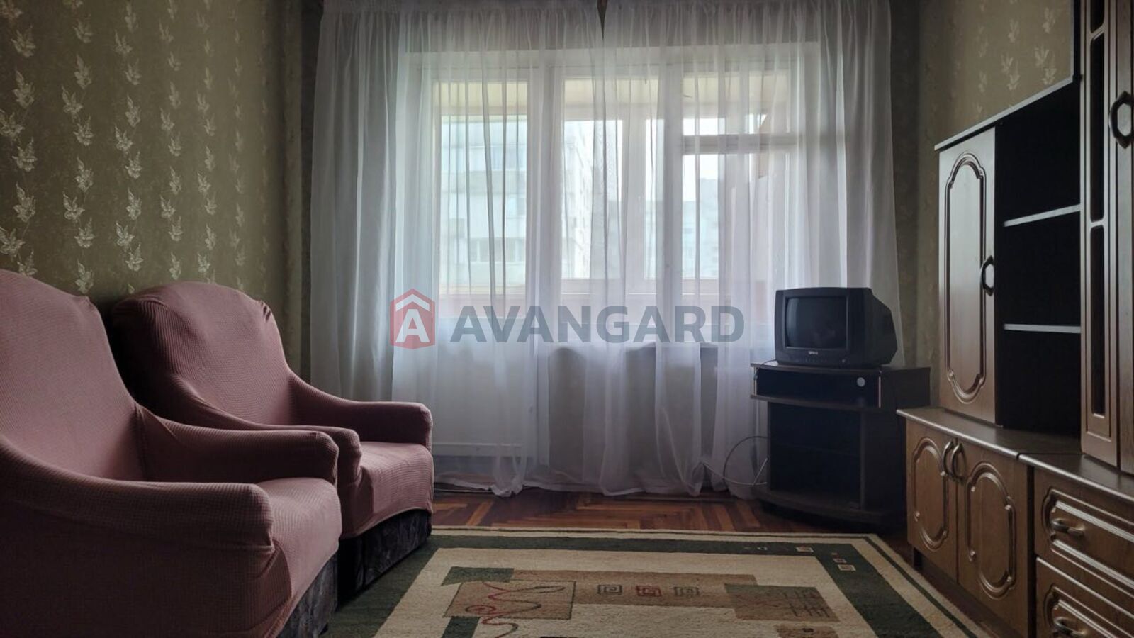 2 ��. ��������, 50/-/10 ��. �., 7/9 ������ ���� 20