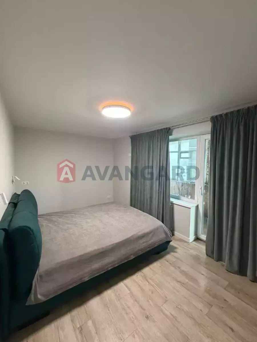 2 ��. ��������, 67/-/- ��. �., 6/9 ������ ���� 8