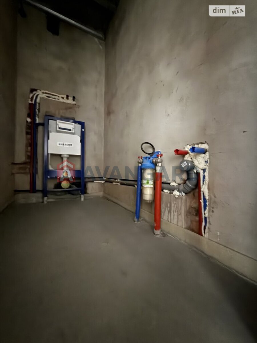 2 ��. ��������, 68/38/15 ��. �., 3/13 ������ ���� 5