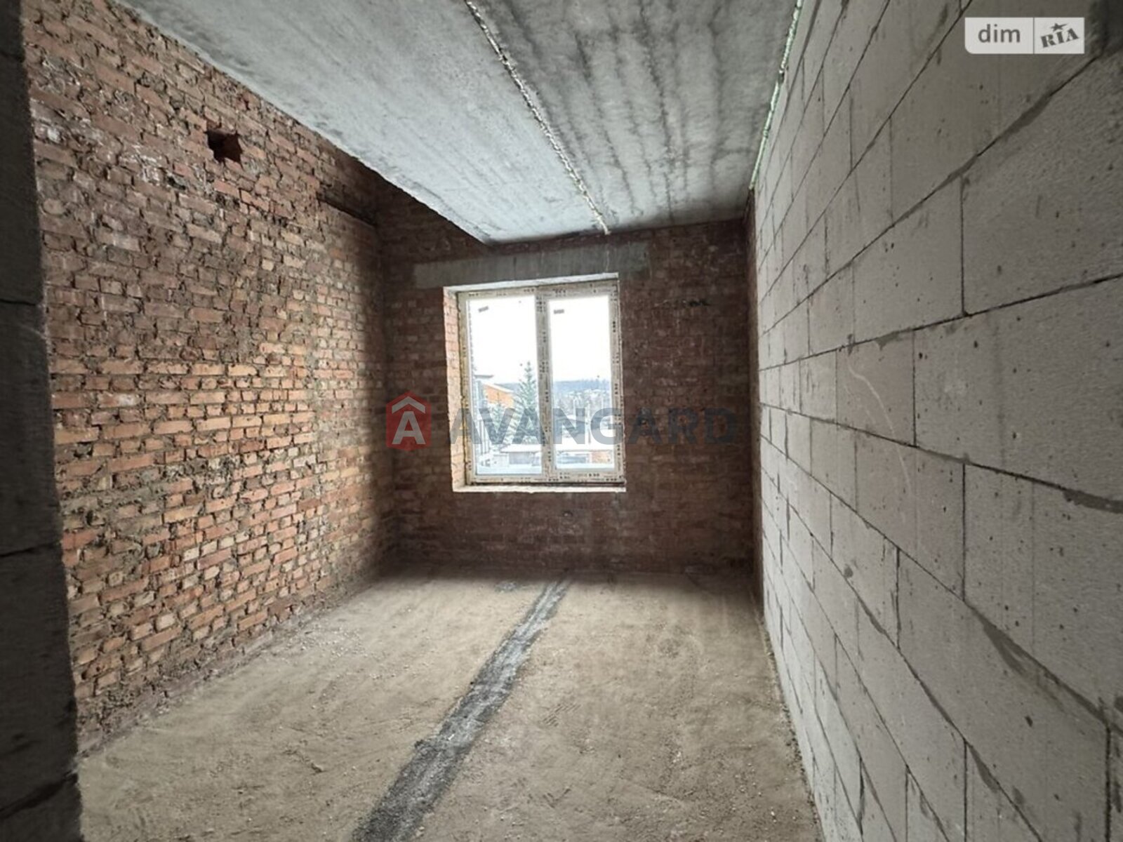 2 ��. ��������, 79/-/- ��. �., 3/3 ������ ���� 9