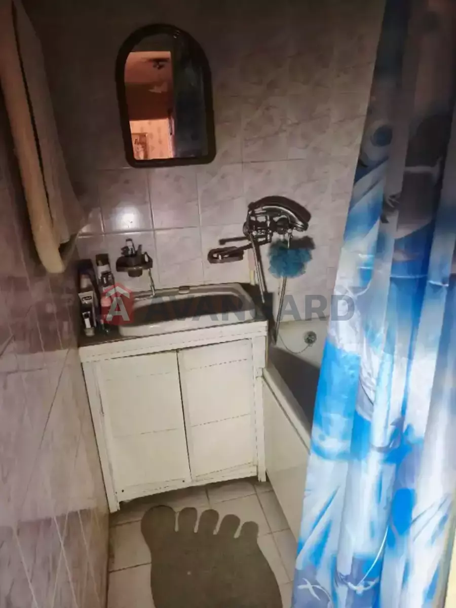 3 ����. ��������, 69/49/9 ��. �., 5/9 ���� ���� 10