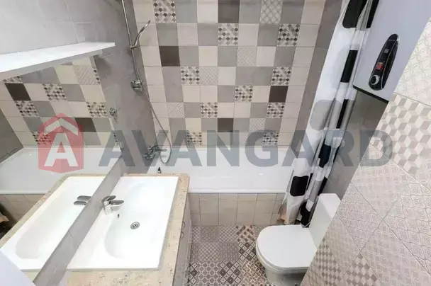 2 ����. ��������, 58/-/12 ��. �., 20/24 ���� ���� 11