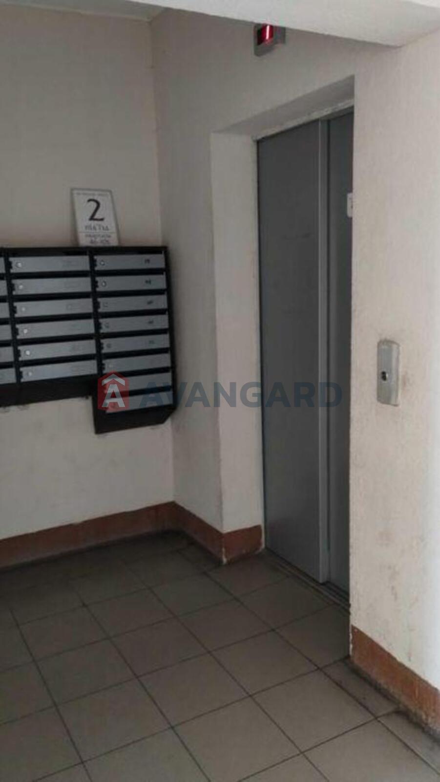 1 ��. ��������, 43/-/12 ��. �., 10/10 ������ ���� 22