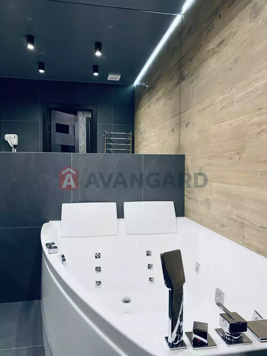 2 ��. ��������, 50/-/18 ��. �., 6/12 ������ ���� 12