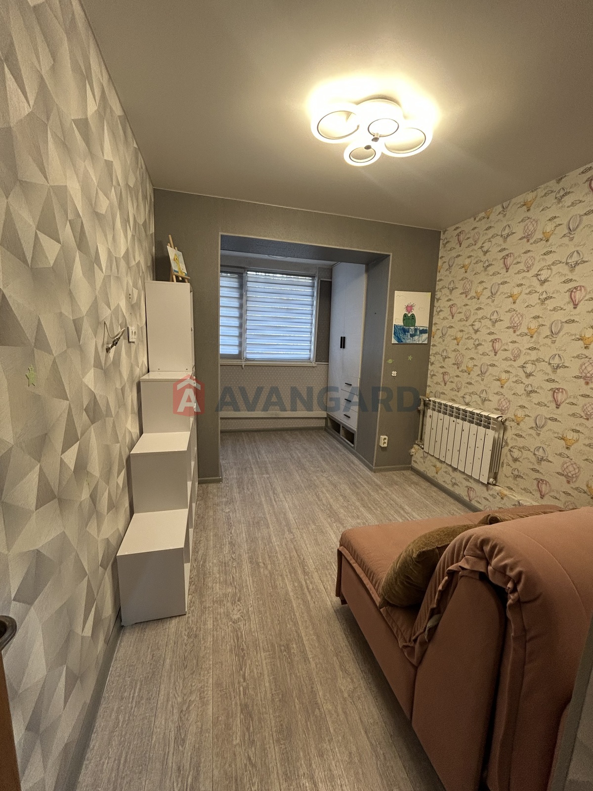 1 ��. ��������, 43,6/29,2/5 ��. �., 2/12 ������ ���� 6