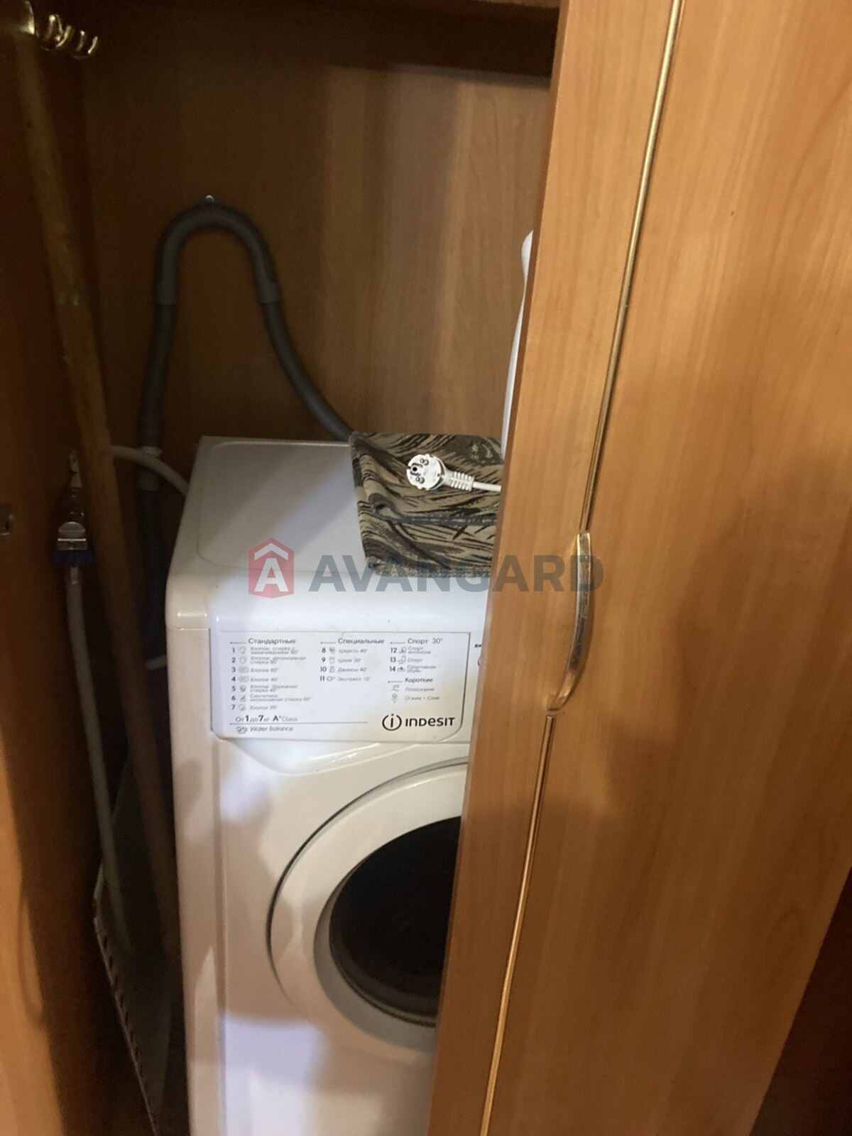 1 ��. ��������, 23/18/- ��. �., 2/5 ������ ���� 3