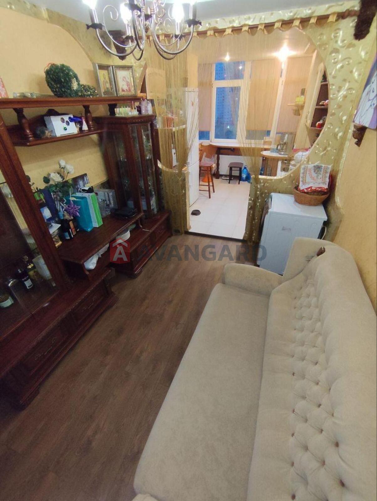 2 ����. ��������, 83/64/19 ��. �., 9/13 ���� ���� 15