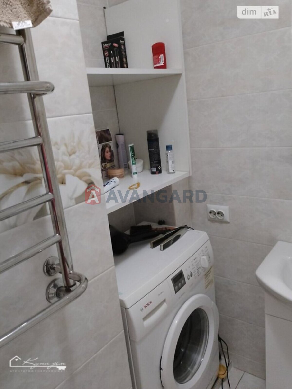 3 ��. ��������, 90/68/12 ��. �., 11/16 ������ ���� 4