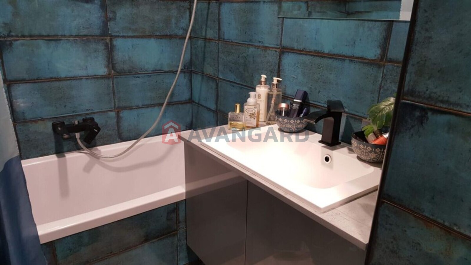 2 . , 48/-/7 . ., 7/9   8