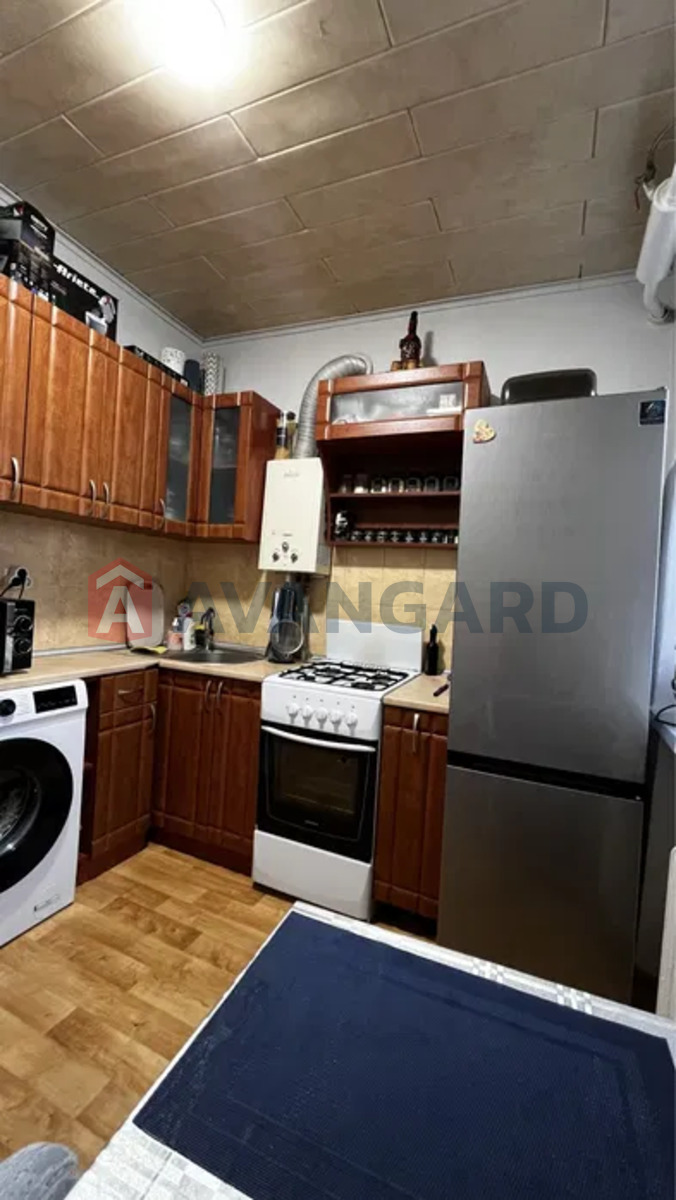 1 ��. ��������, 30/-/6 ��. �., 5/5 ������ ���� 8