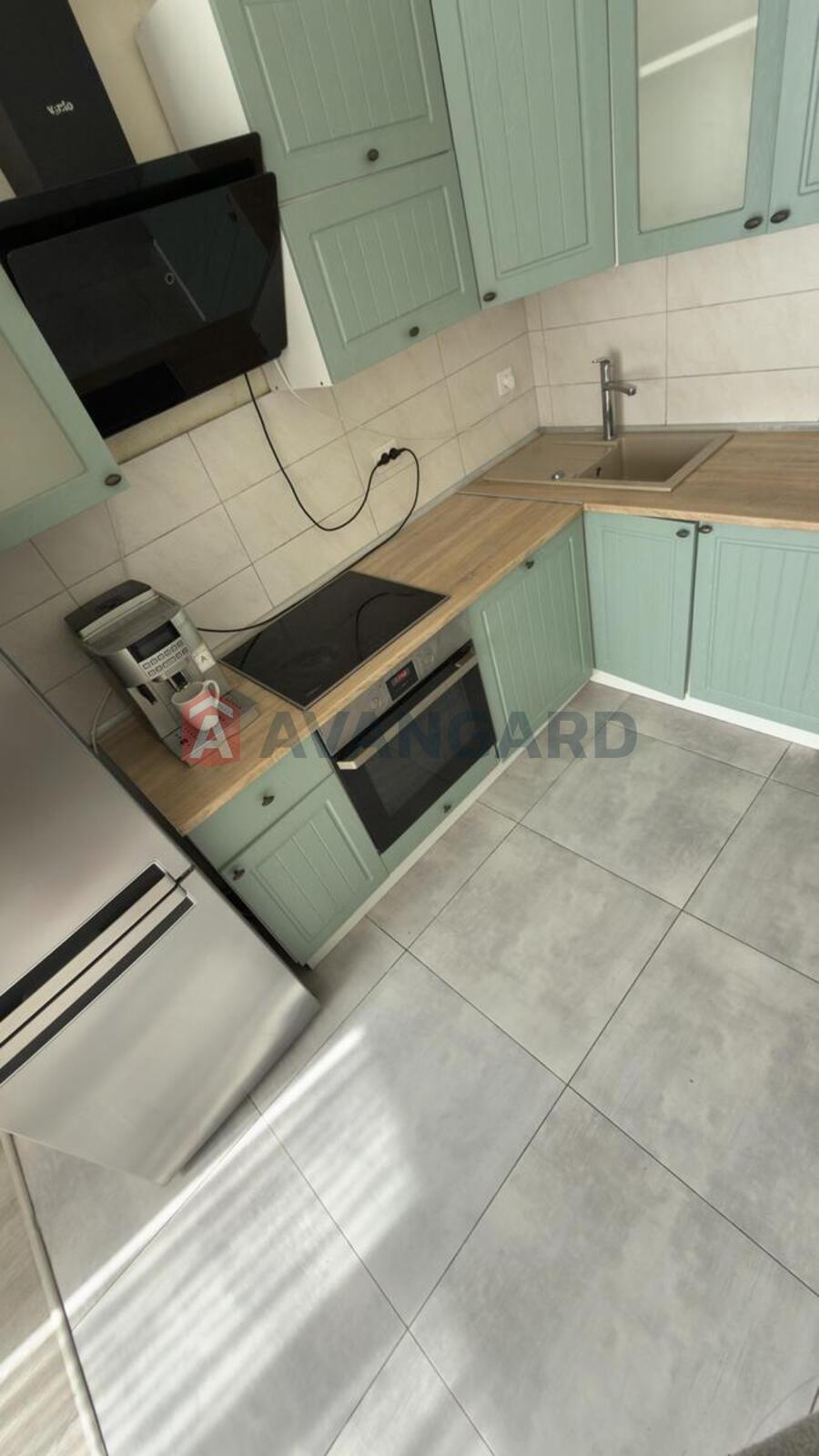 1 ��. ��������, 57/25,9/15 ��. �., 18/24 ������ ���� 2