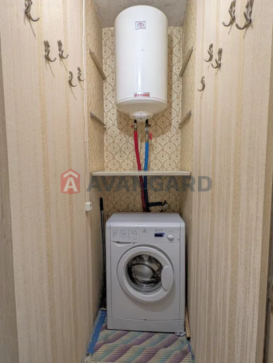 3 ��. ��������, 65/-/8 ��. �., 6/9 ������ ���� 13