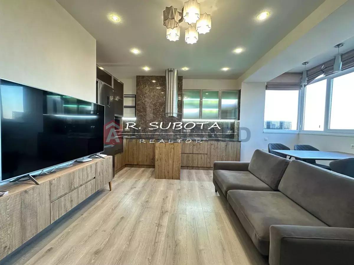 4 . , 83/-/- . ., 19/21   2