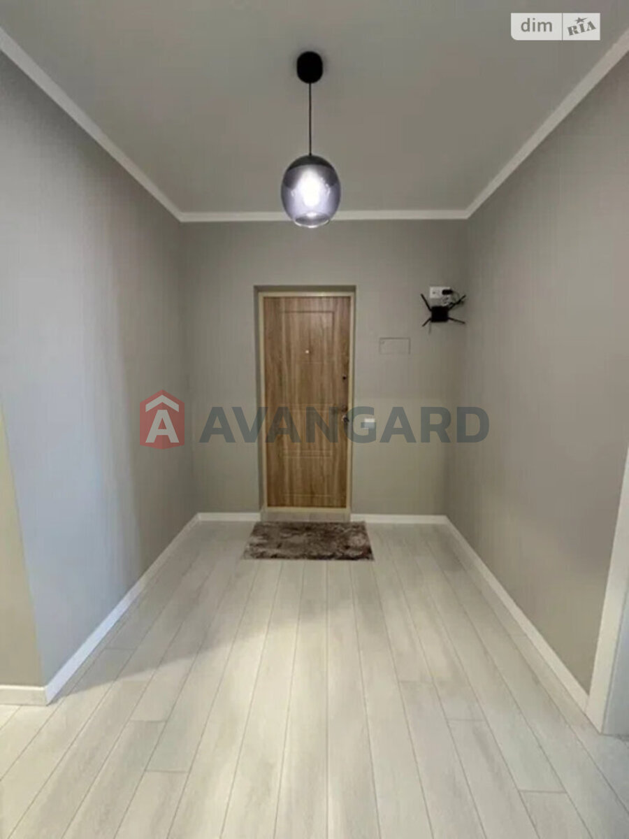 2 ��. ��������, 49/-/17 ��. �., 10/14 ������ ���� 9