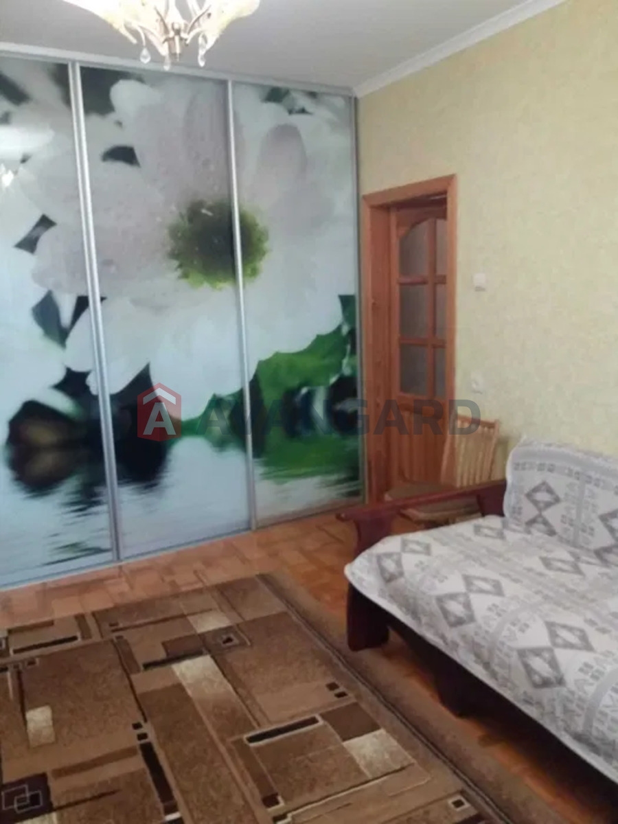 2 ����. ��������, 52/-/9 ��. �., 10/10 ���� ���� 10