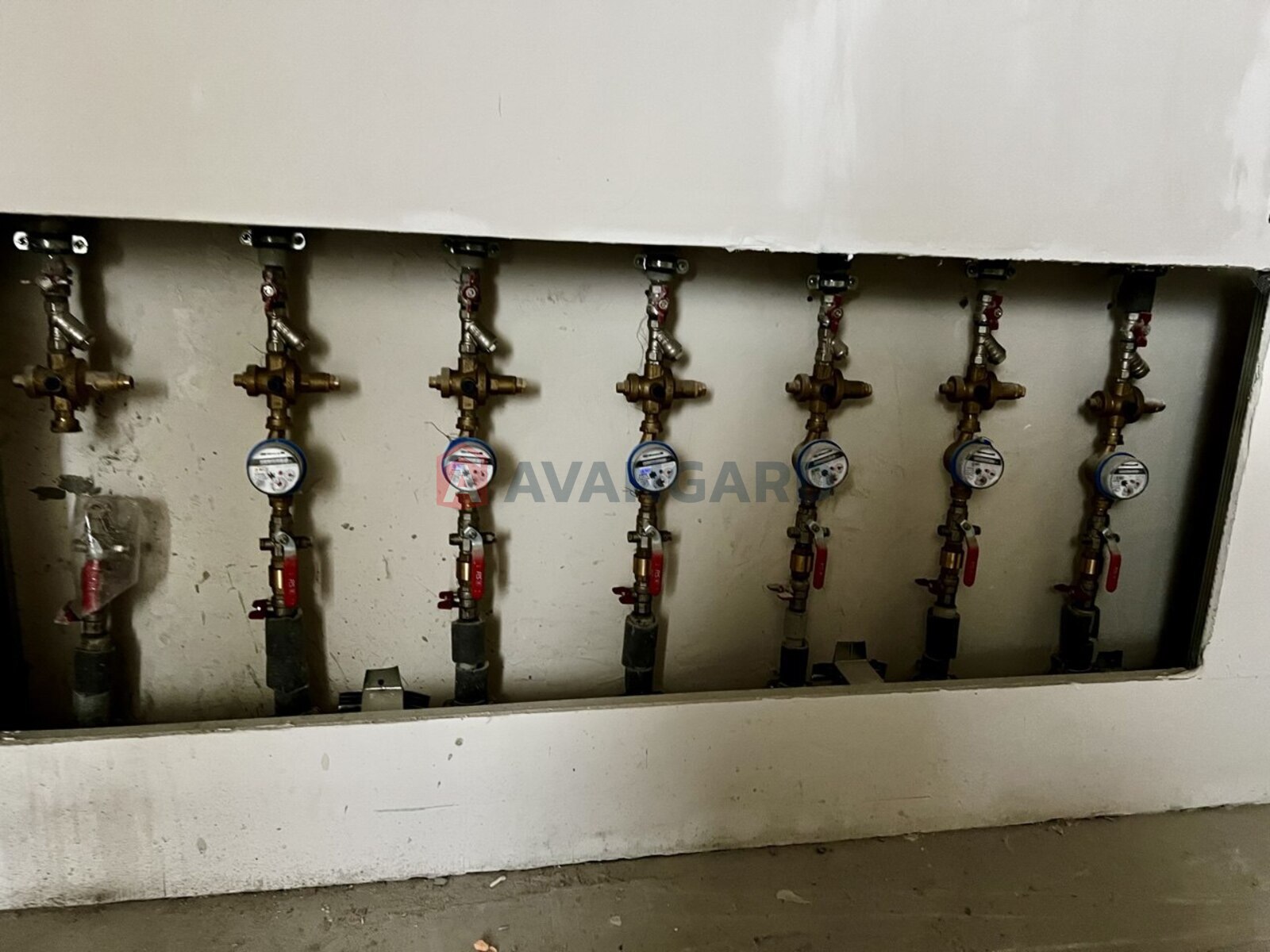 2 . , 49,5/20.7/11.2 . ., 7/9   9