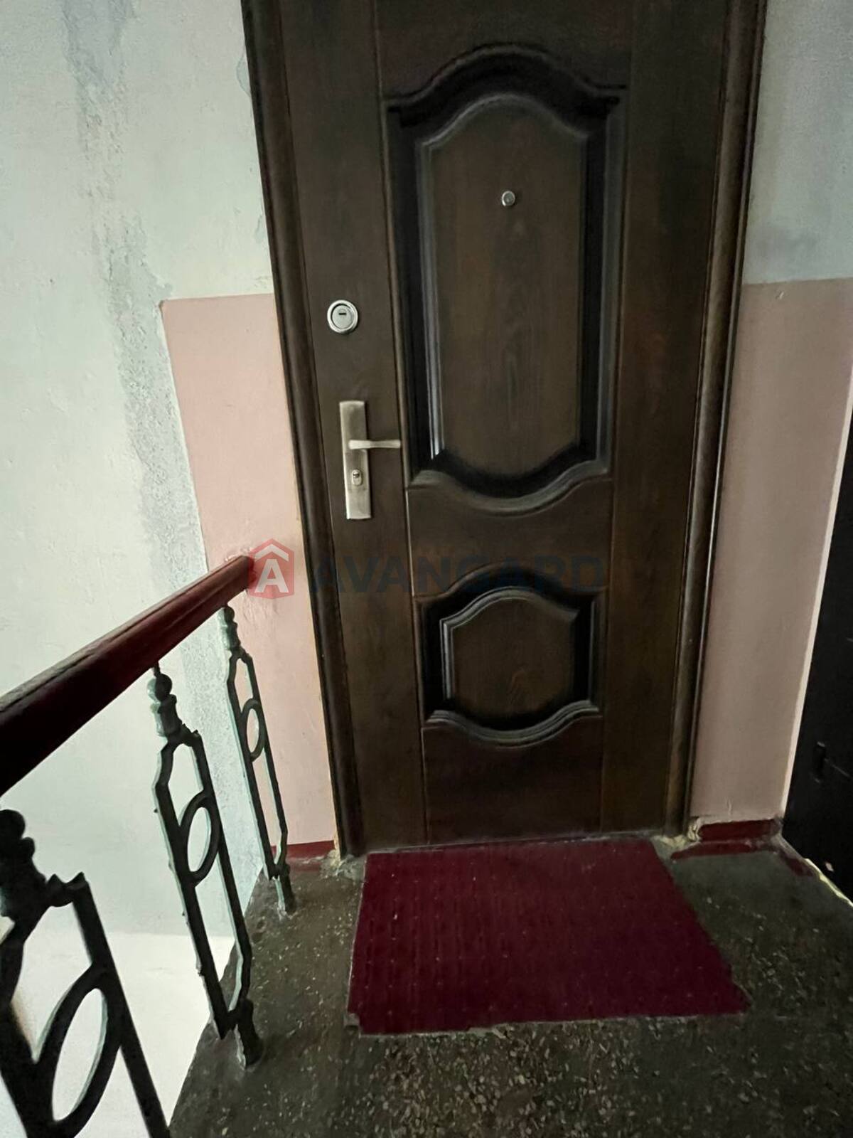 2 ��. ��������, 58/-/9 ��. �., 2/2 ������ ���� 9