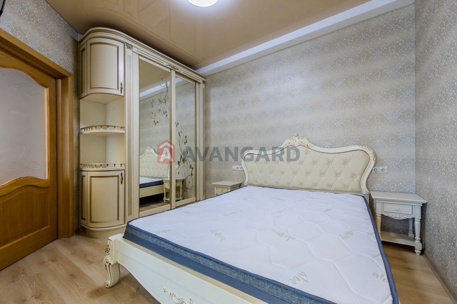 2 ����. ��������, 48/-/11 ��. �., 4/9 ���� ���� 11