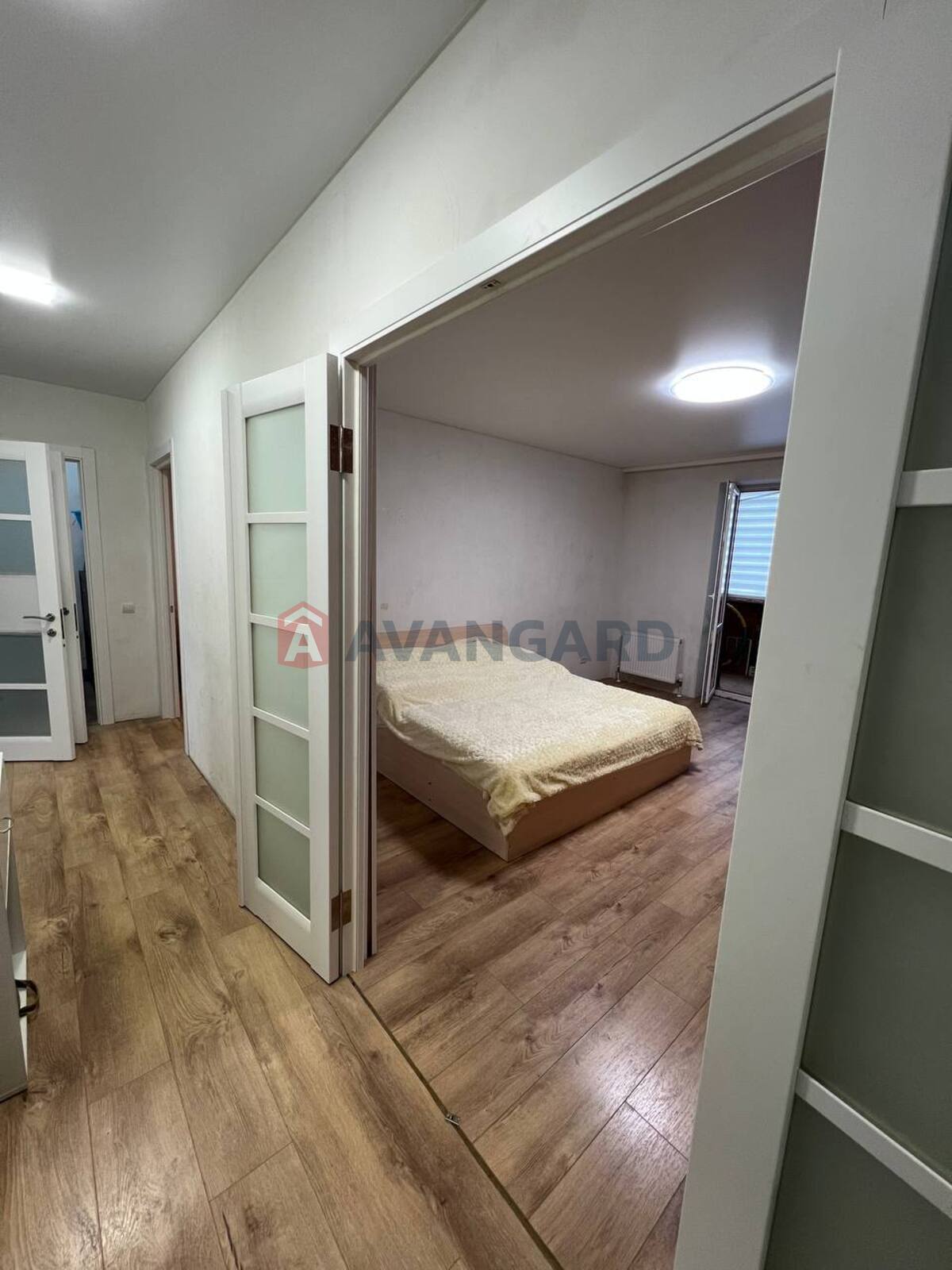 3 ��. ��������, 100/50/15 ��. �., 1/11 ������ ���� 25