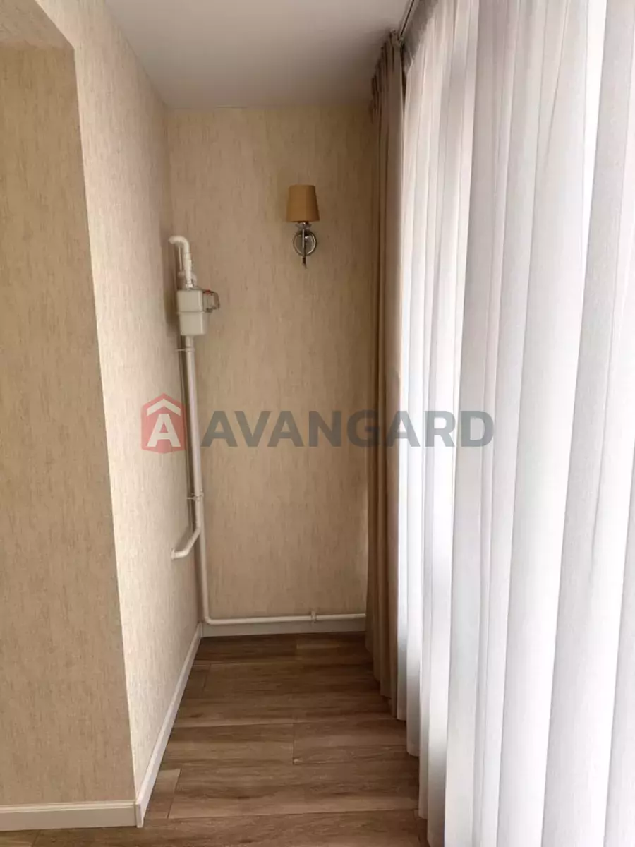 2 ��. ��������, 86/-/18 ��. �., 4/10 ������ ���� 3