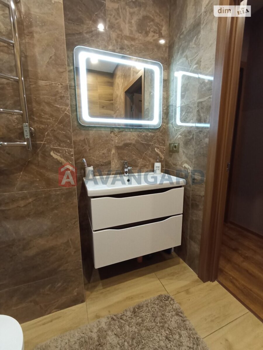 2 . , 56/-/- . ., 4/6   11