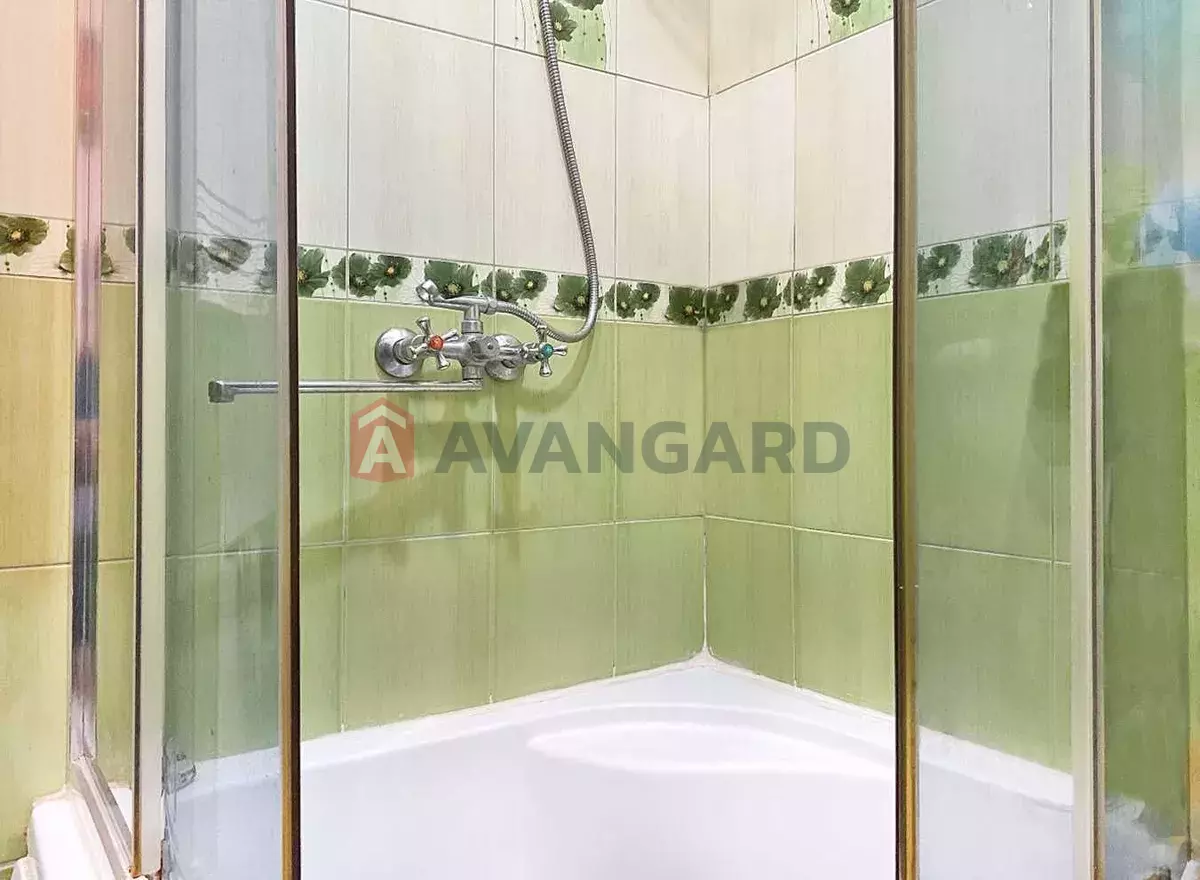 1 ��. ��������, 30/18/6 ��. �., 4/9 ������ ���� 2