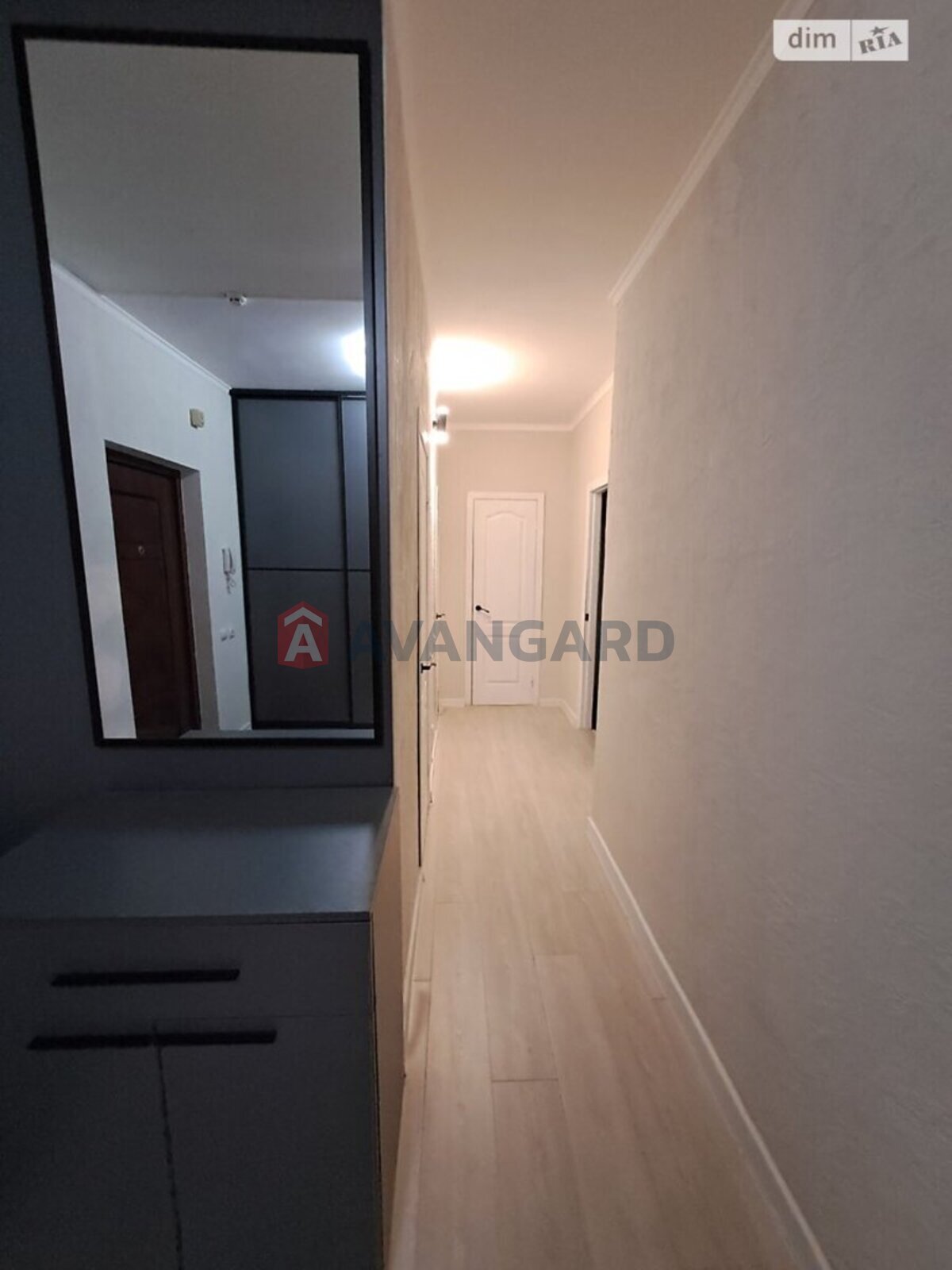 1 ��. ��������, 62/-/- ��. �., 13/16 ������ ���� 10