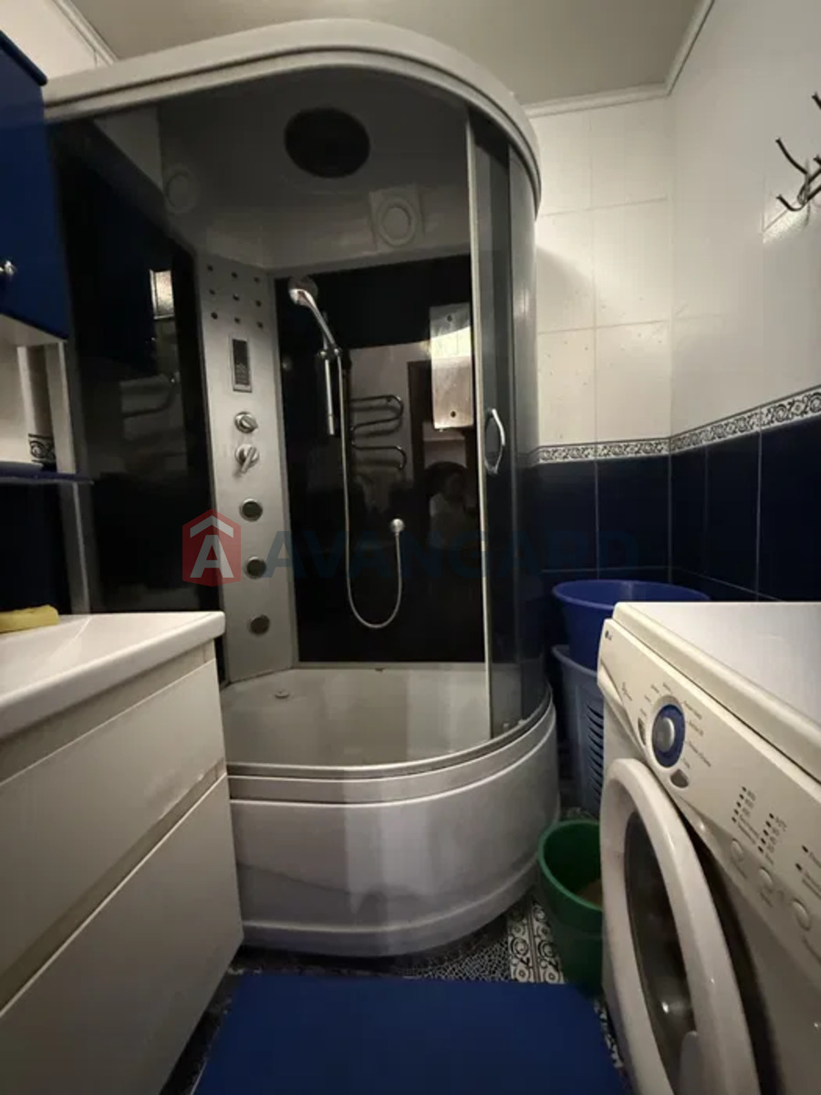 3 ��. ��������, 64/-/10 ��. �., 5/9 ������ ���� 16